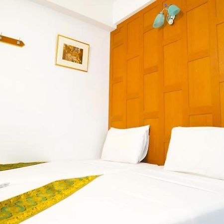 New Siam Guest House Bangkok Exterior foto