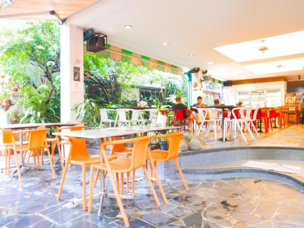New Siam Guest House Bangkok Exterior foto